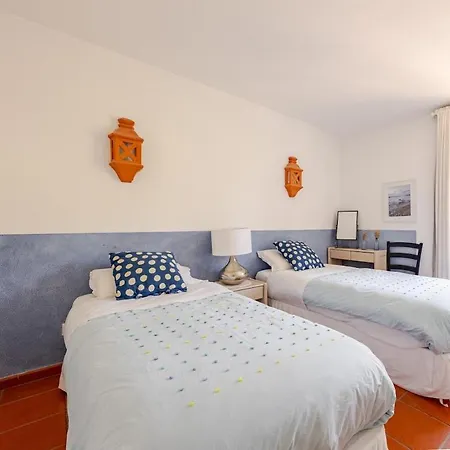 Apartment Stylish Sunny With Pool At Alba