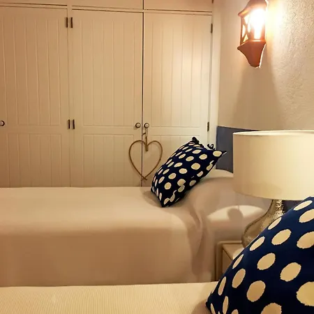 Apartment Stylish Sunny With Pool At Alba *